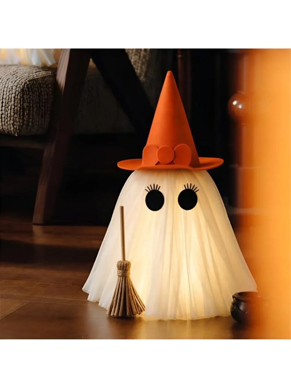Halloween Decorations – Set of 2 Light-Up Ghosts with Witch Hats